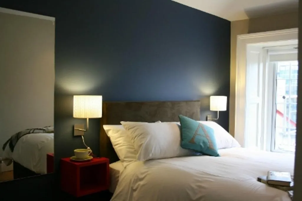 Adelphi Guesthouse Dublin 2*,  Ireland